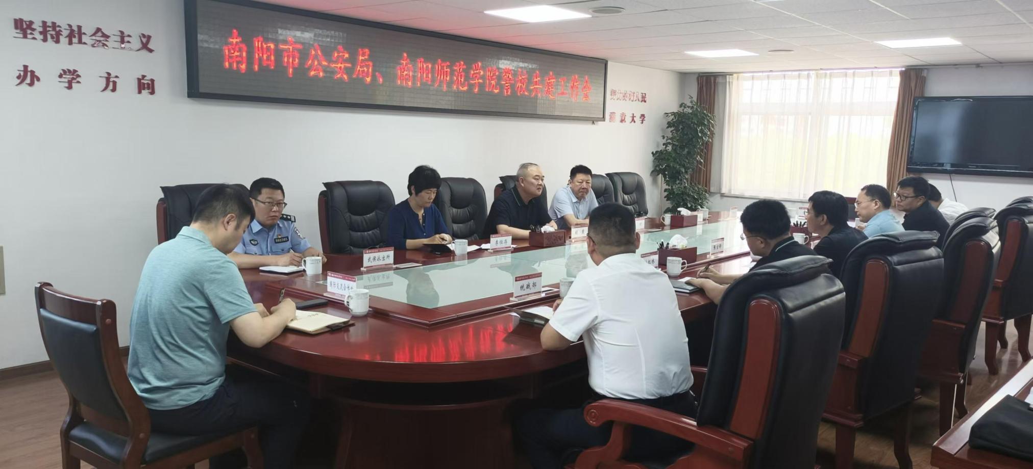 1会议现场.jpg