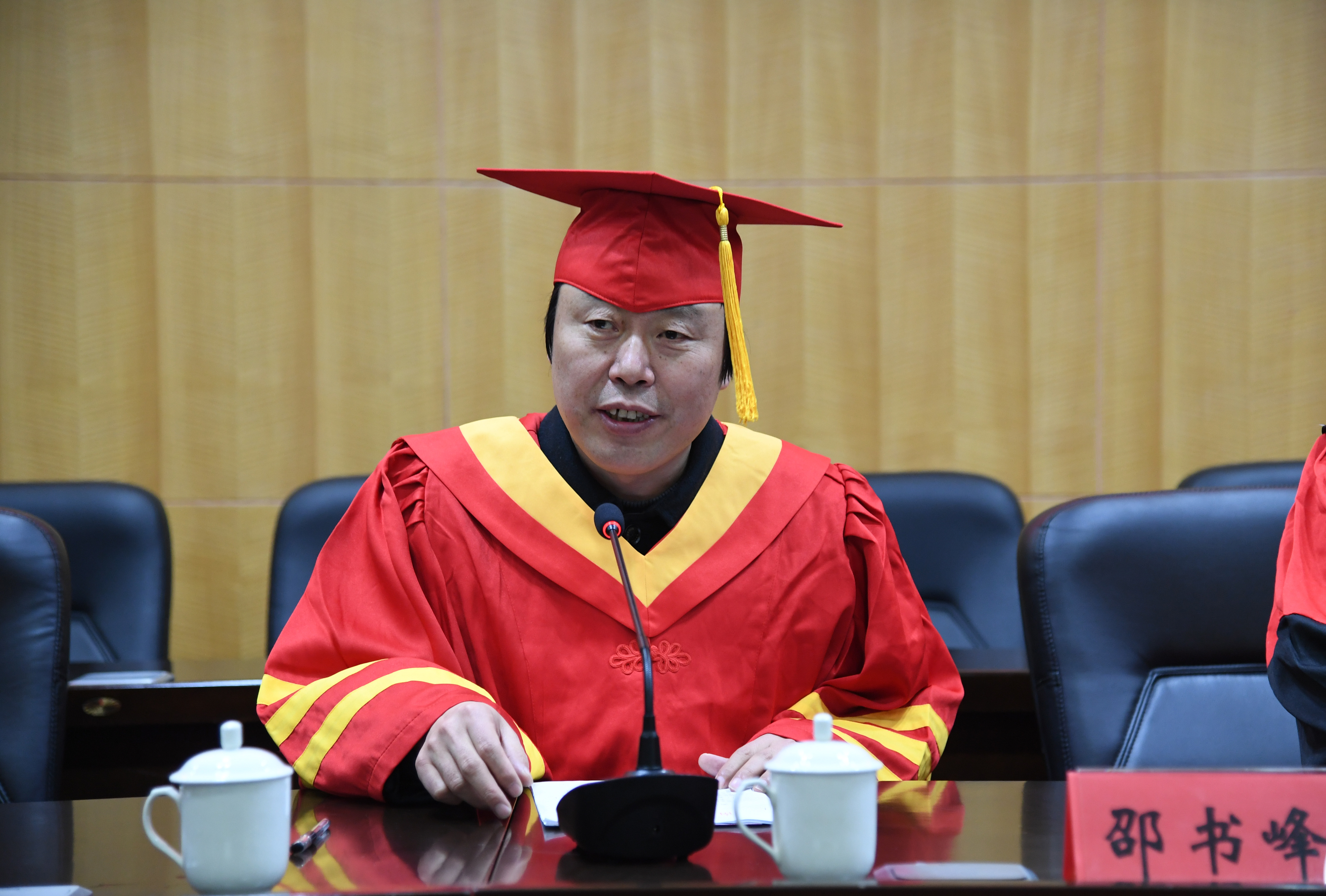 5副校长邵书峰宣读相关表彰决定.JPG